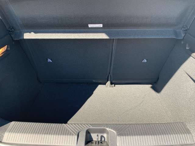 Fahrzeugbild eines Renault 5 E-TECH