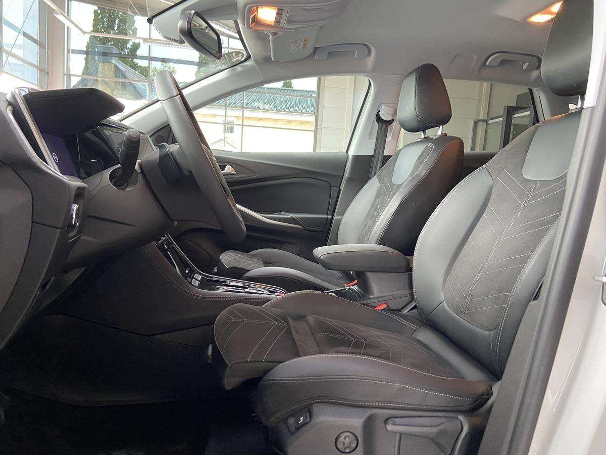 Fahrzeugbild eines Opel Grandland X