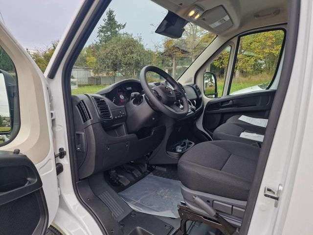 Fahrzeugbild eines Opel Movano