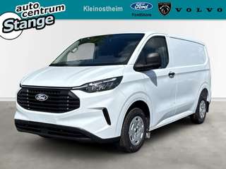 Schräge Frontansicht auf einen Ford Transit Custom , freigestellt