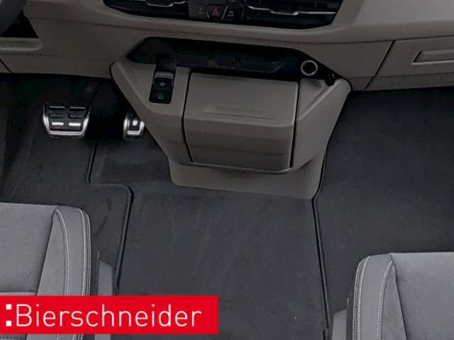 Fahrzeugbild eines Volkswagen Multivan