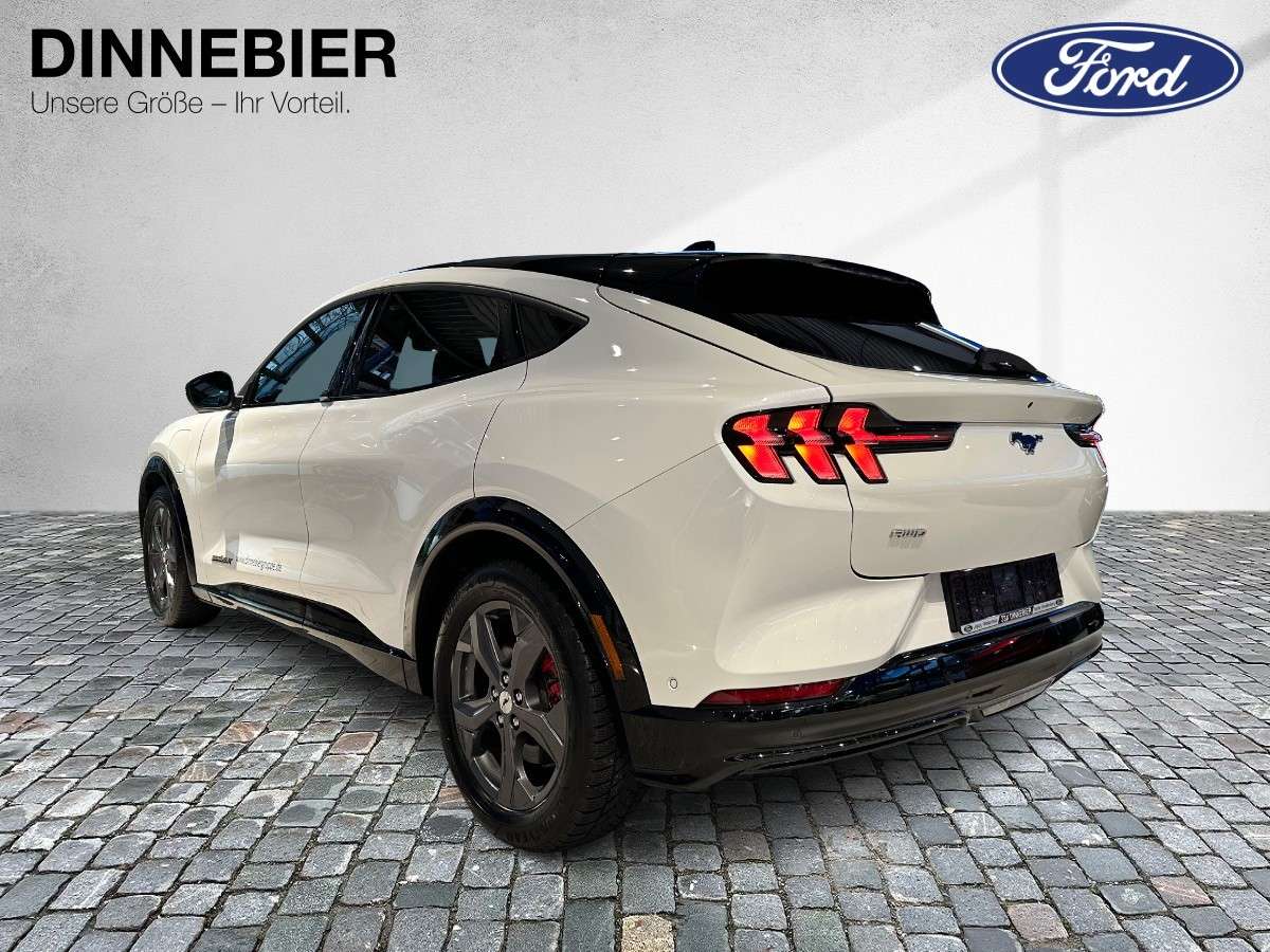 Fahrzeugbild eines Ford Mustang Mach-E
