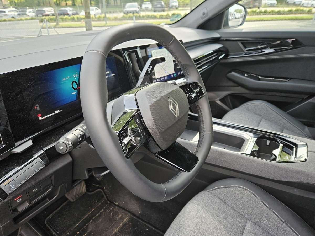 Fahrzeugbild eines Renault Austral