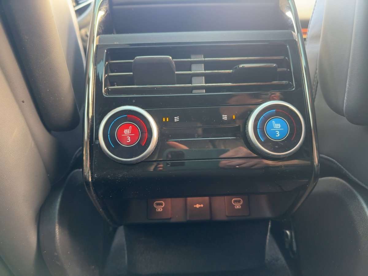 Fahrzeugbild eines Land Rover Range Rover Sport