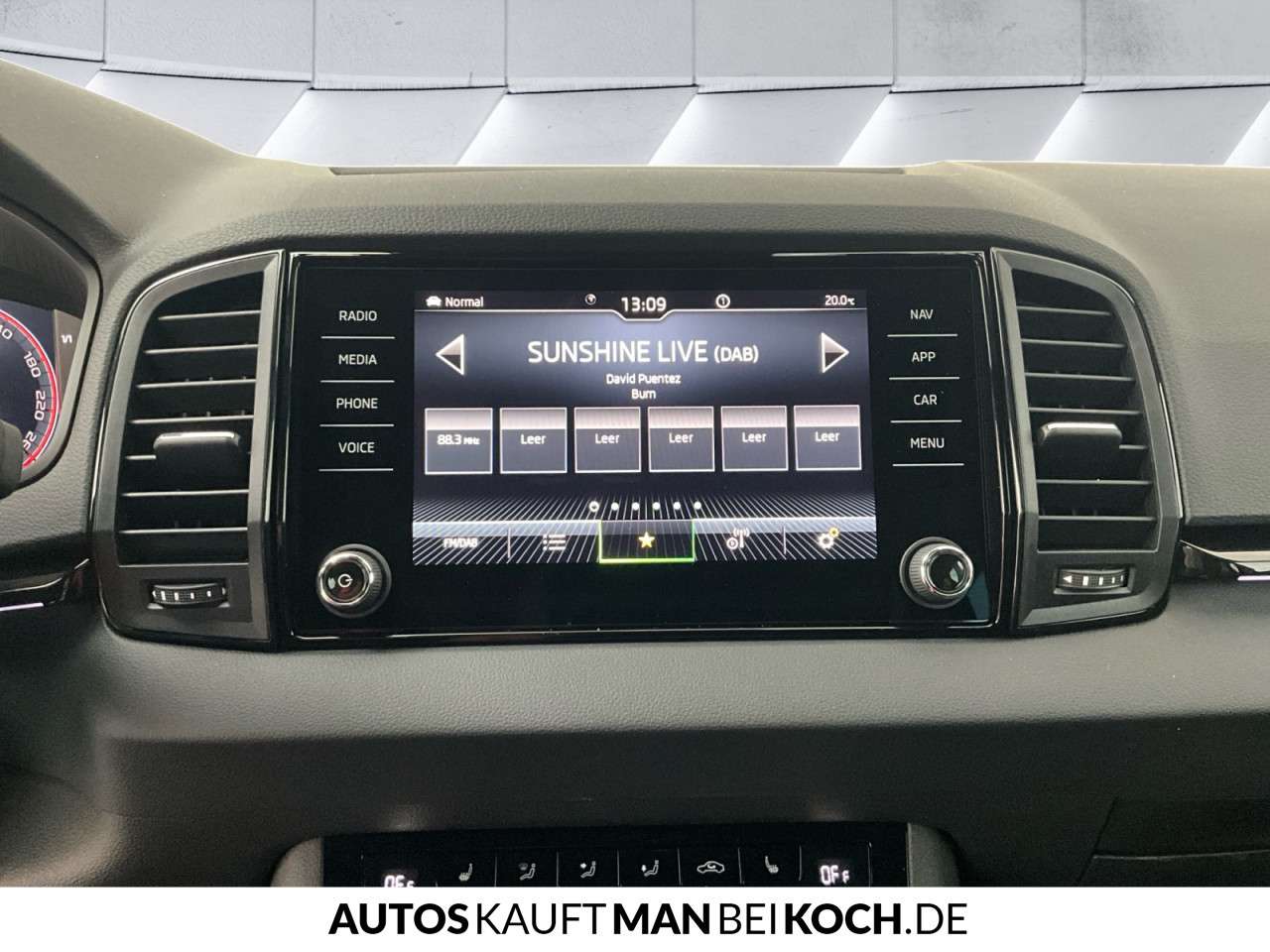 Fahrzeugbild eines Skoda Karoq