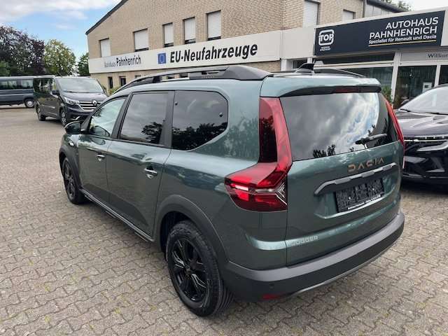 Fahrzeugbild eines Dacia Jogger