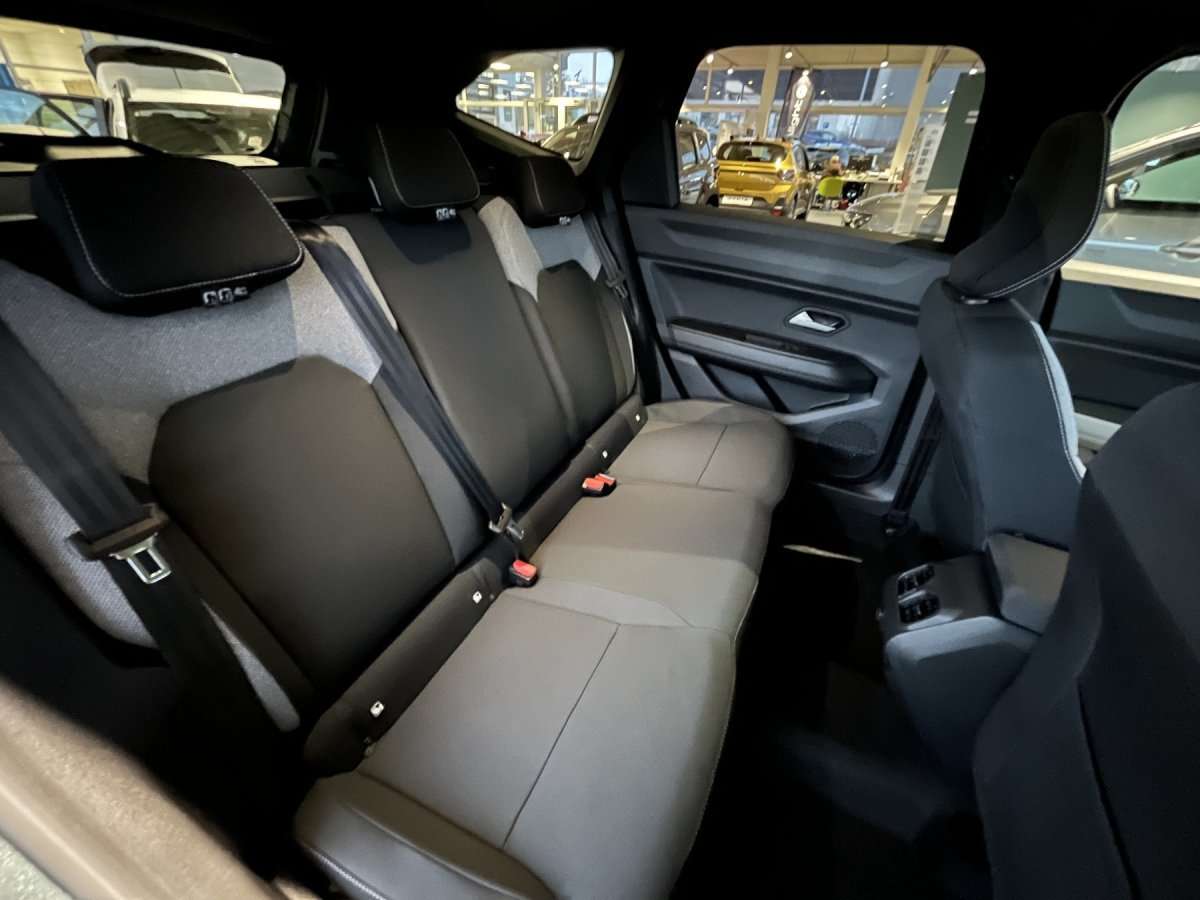 Fahrzeugbild eines Dacia Bigster