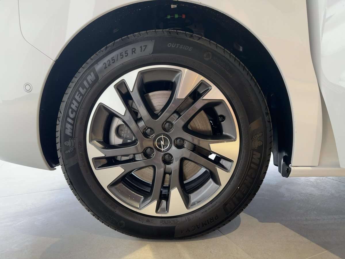 Fahrzeugbild eines Opel Zafira