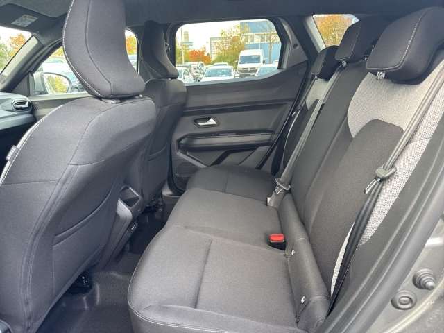 Fahrzeugbild eines Dacia Duster