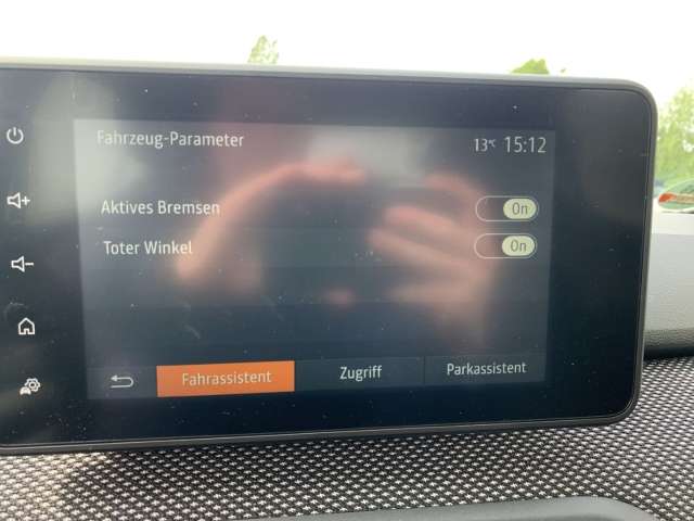 Fahrzeugbild eines Dacia Sandero