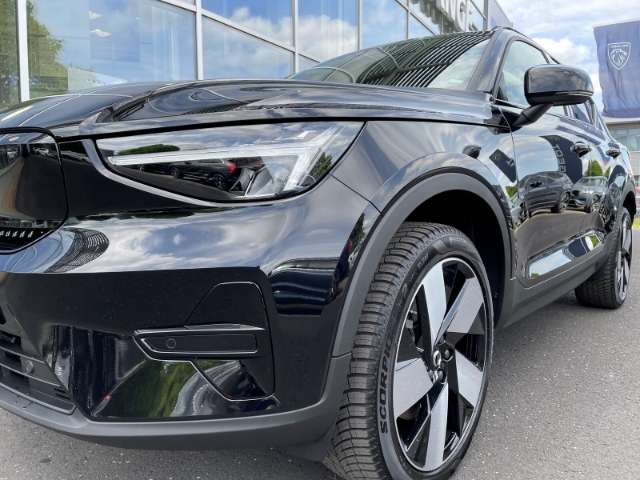 Fahrzeugbild eines Volvo XC40