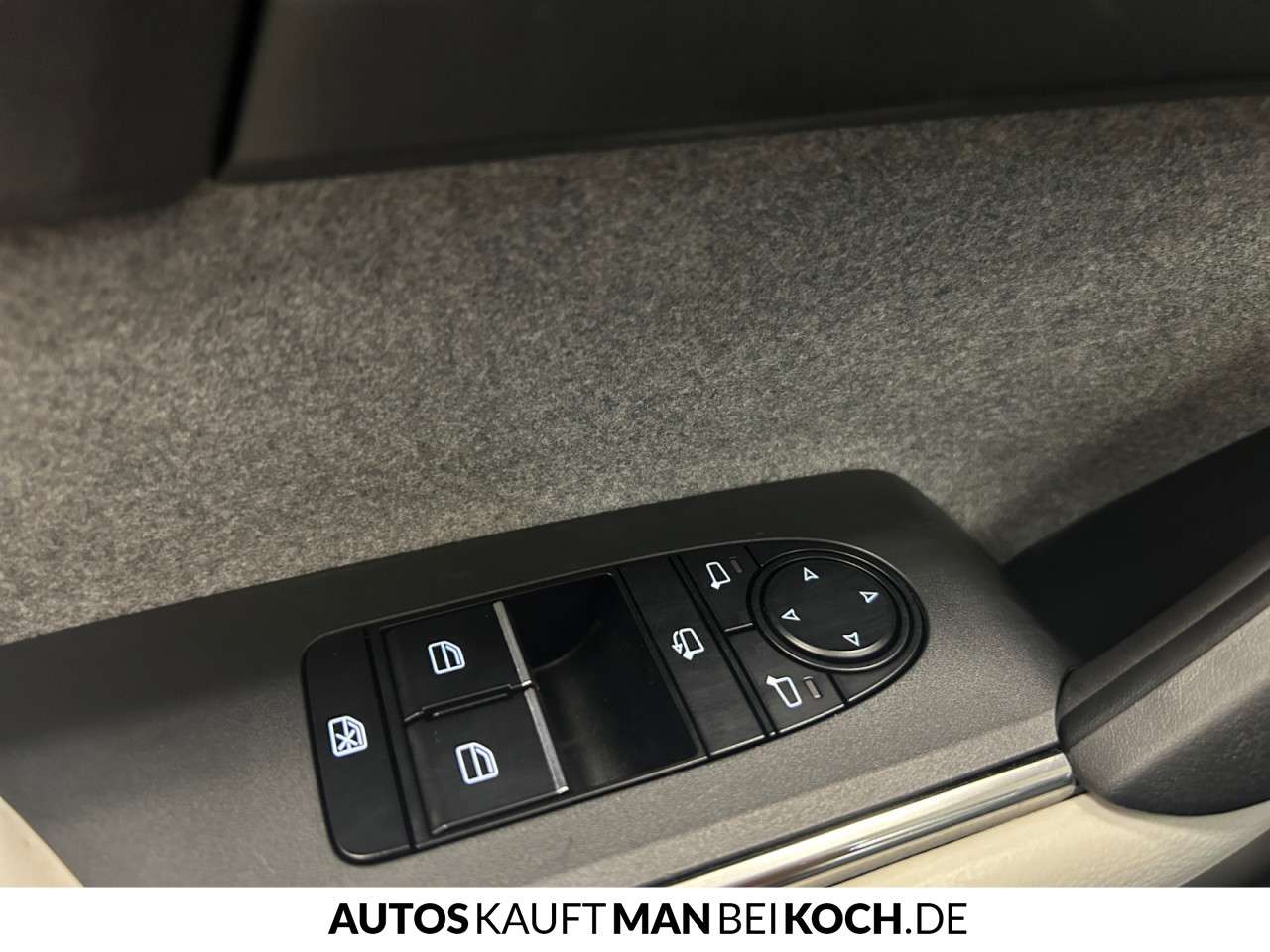 Fahrzeugbild eines Mazda MX-30