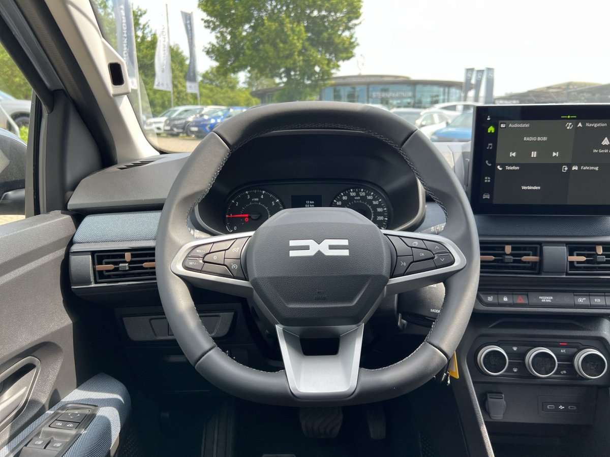 Fahrzeugbild eines Dacia Sandero
