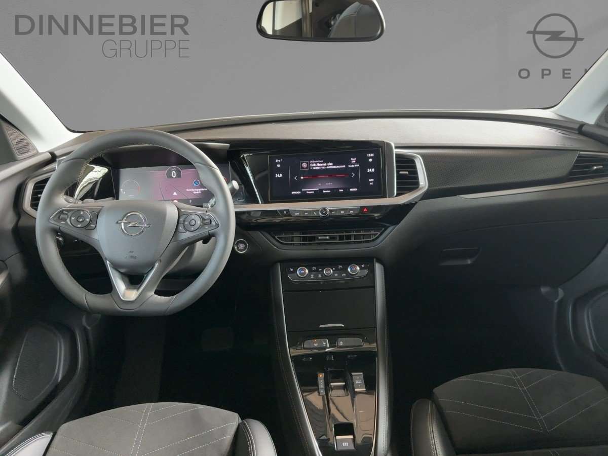 Fahrzeugbild eines Opel Grandland X
