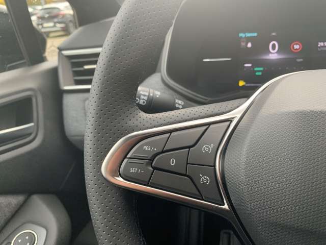 Fahrzeugbild eines Renault Clio