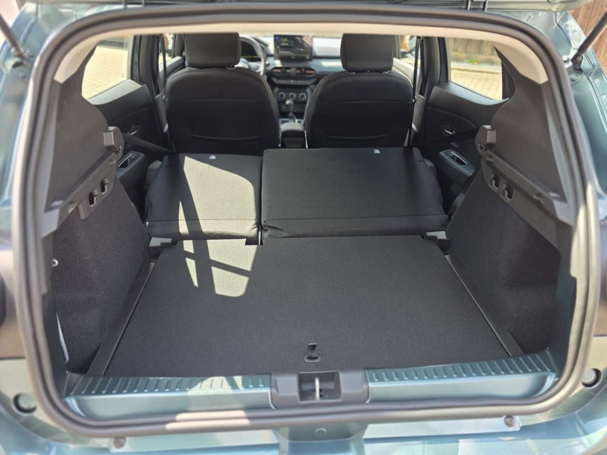 Fahrzeugbild eines Dacia Sandero