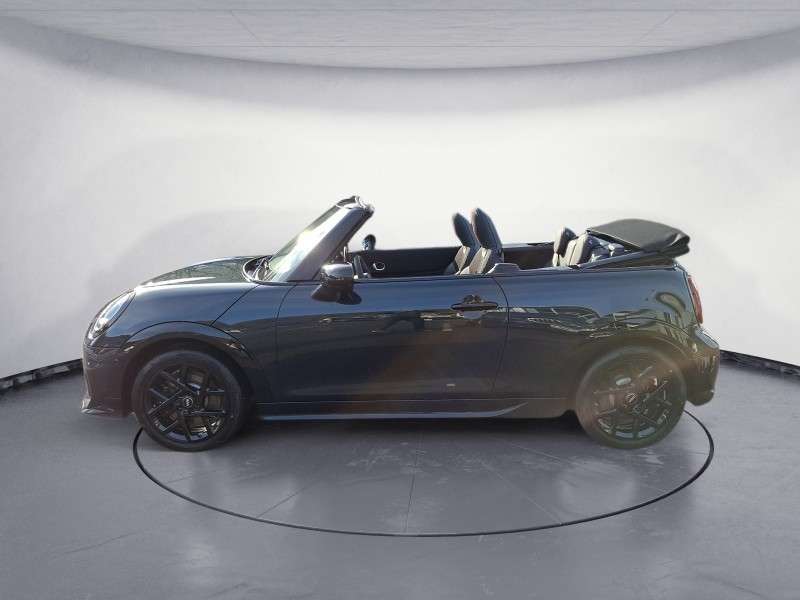 Fahrzeugbild eines MINI COOPER