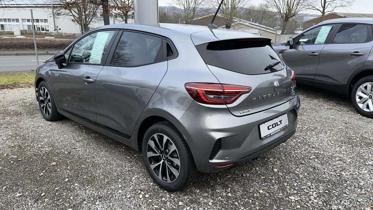 Fahrzeugbild eines Mitsubishi Colt