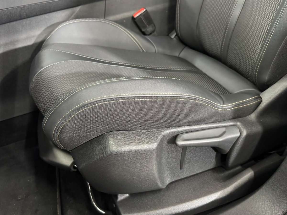 Fahrzeugbild eines Peugeot 3008