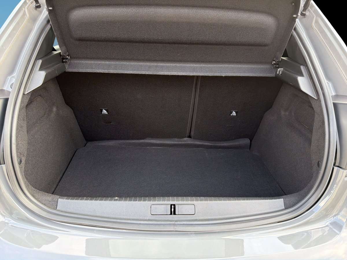 Fahrzeugbild eines Peugeot 208