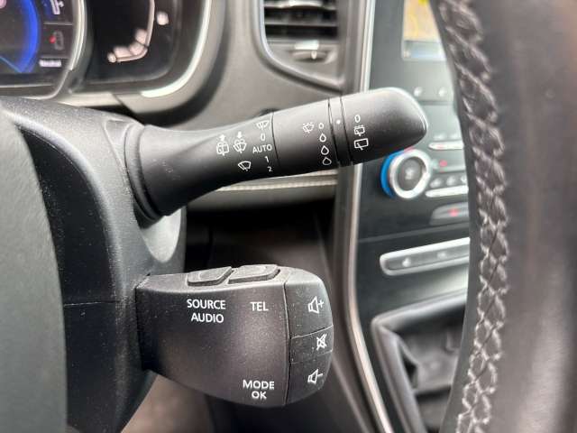 Fahrzeugbild eines Renault Grand Scénic