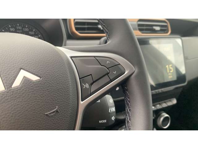 Fahrzeugbild eines Dacia Duster