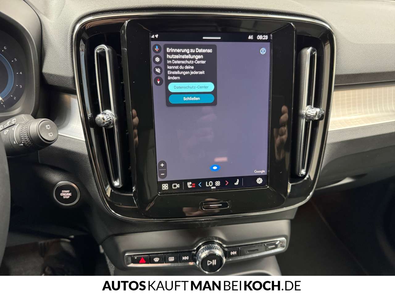 Fahrzeugbild eines Volvo XC40