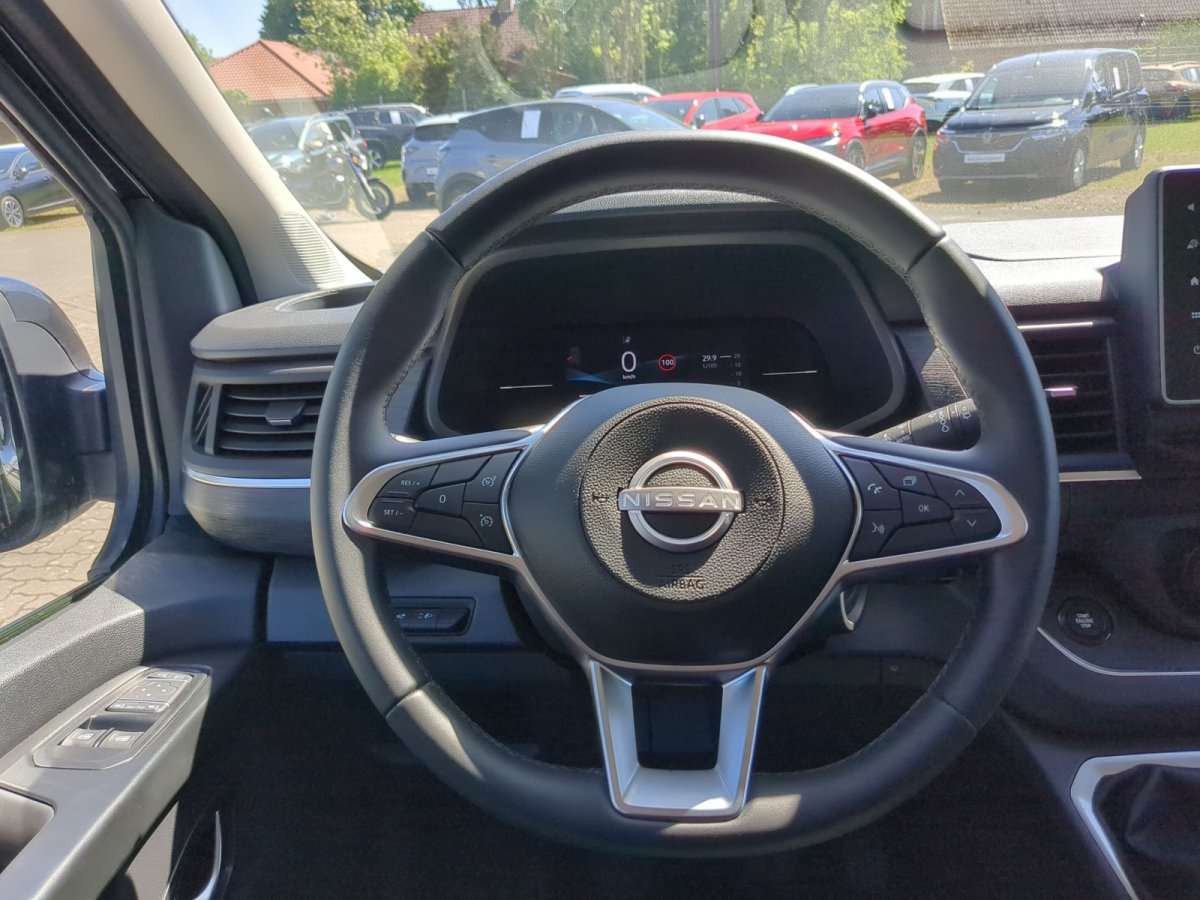 Fahrzeugbild eines Nissan Primastar