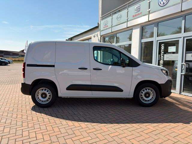 Fahrzeugbild eines Opel Combo
