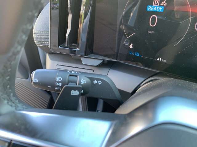 Fahrzeugbild eines Renault Megane E-TECH