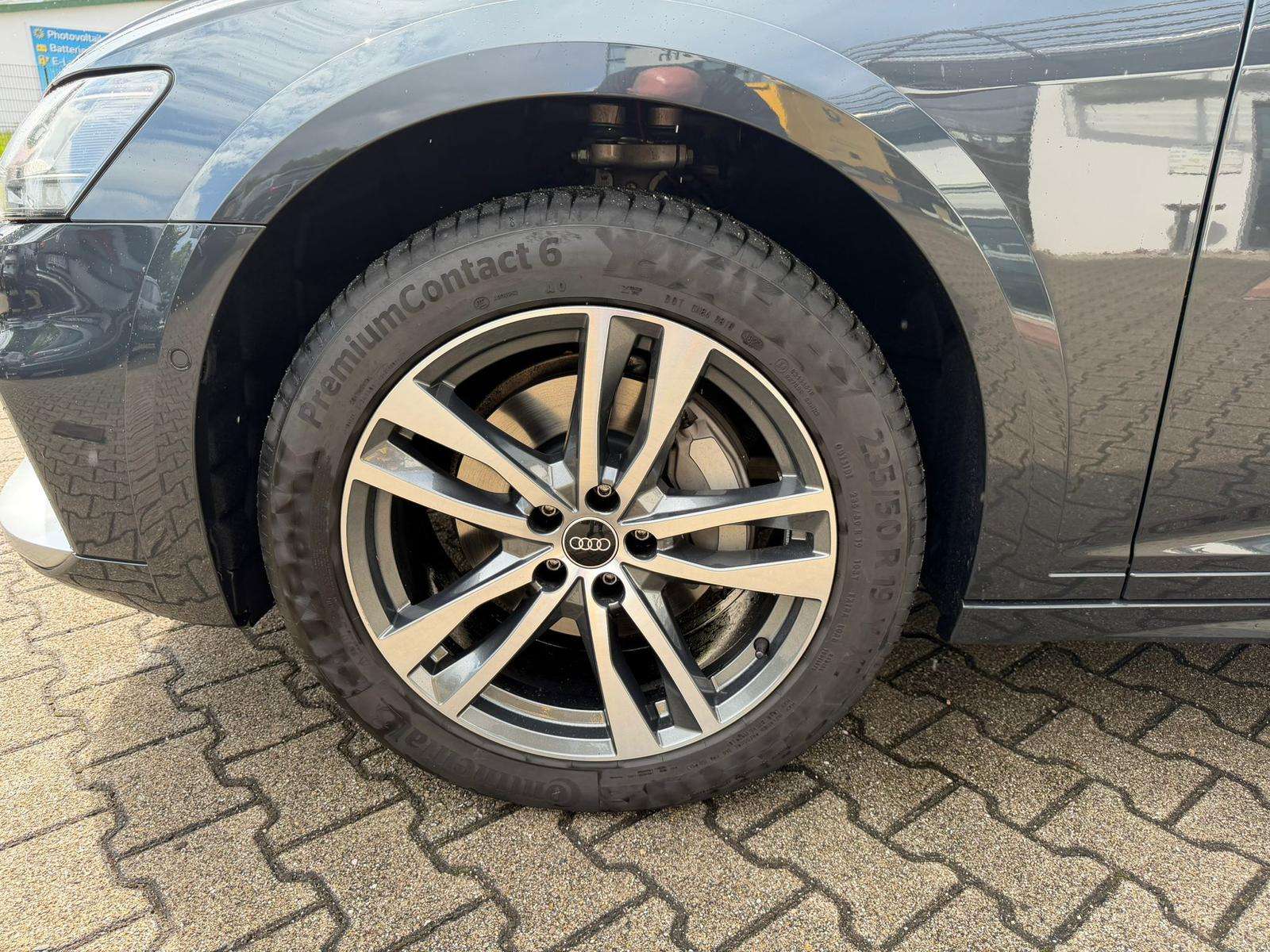 Fahrzeugbild eines Audi A6 allroad quattro