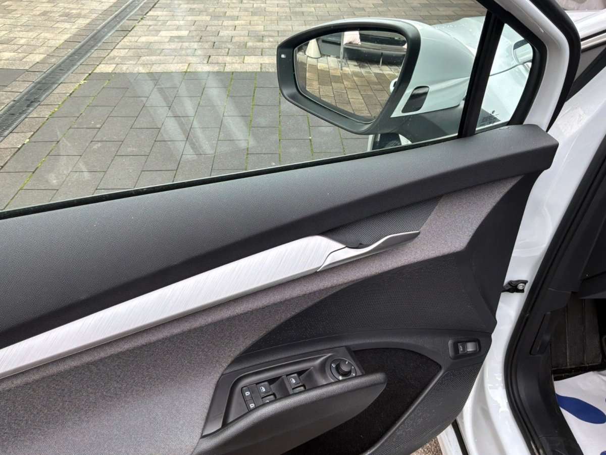 Fahrzeugbild eines Skoda ENYAQ