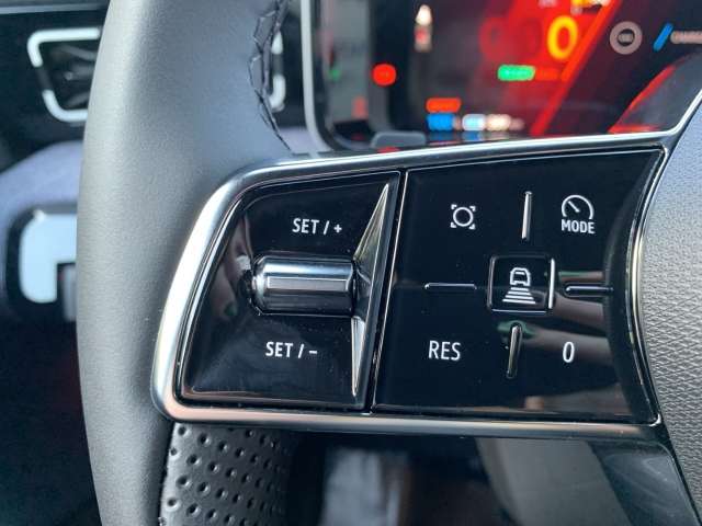 Fahrzeugbild eines Renault 5 E-TECH
