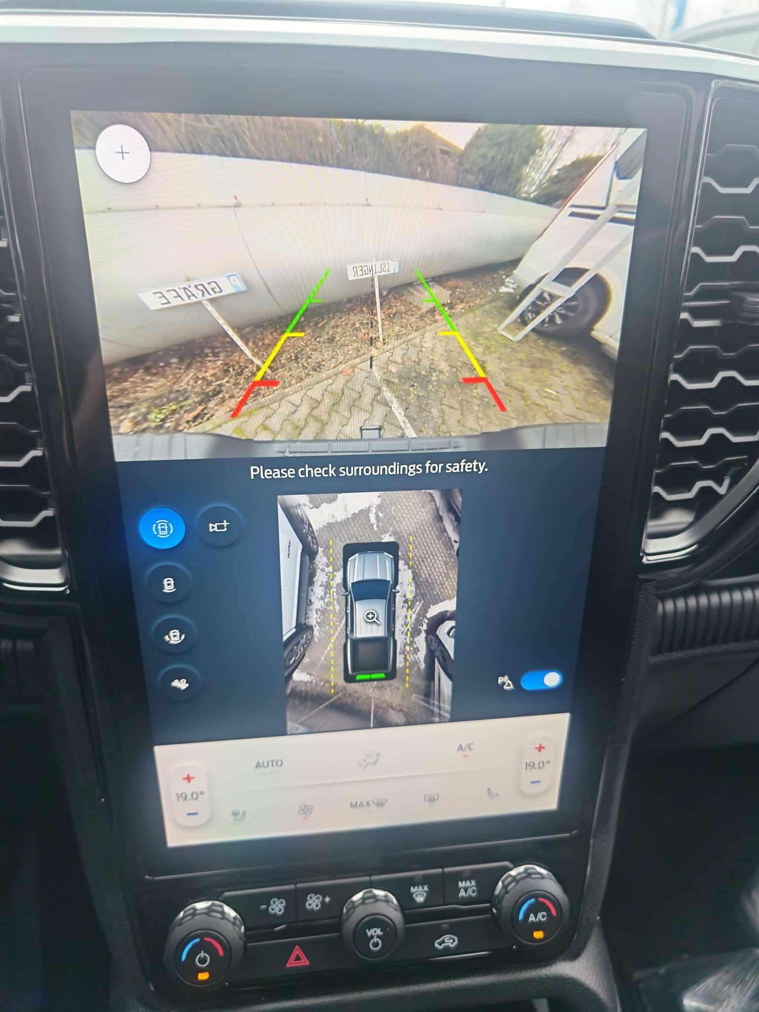 Fahrzeugbild eines Ford Ranger