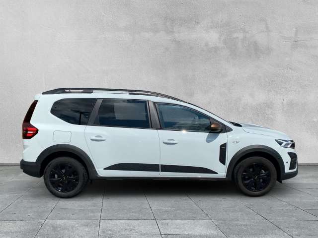 Fahrzeugbild eines Dacia Jogger