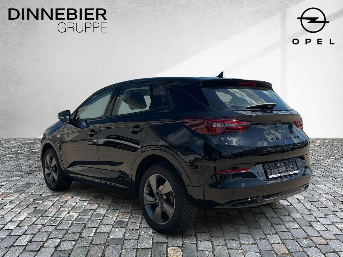 Fahrzeugbild eines Opel Grandland X