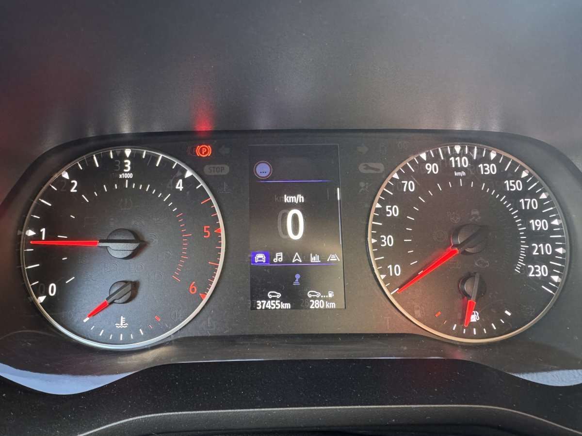 Fahrzeugbild eines Nissan Primastar