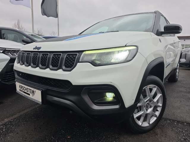 Fahrzeugbild eines Jeep Compass