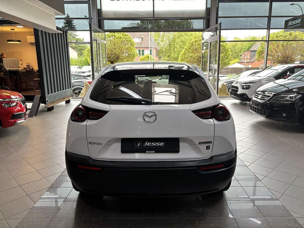 Fahrzeugbild eines Mazda MX-30
