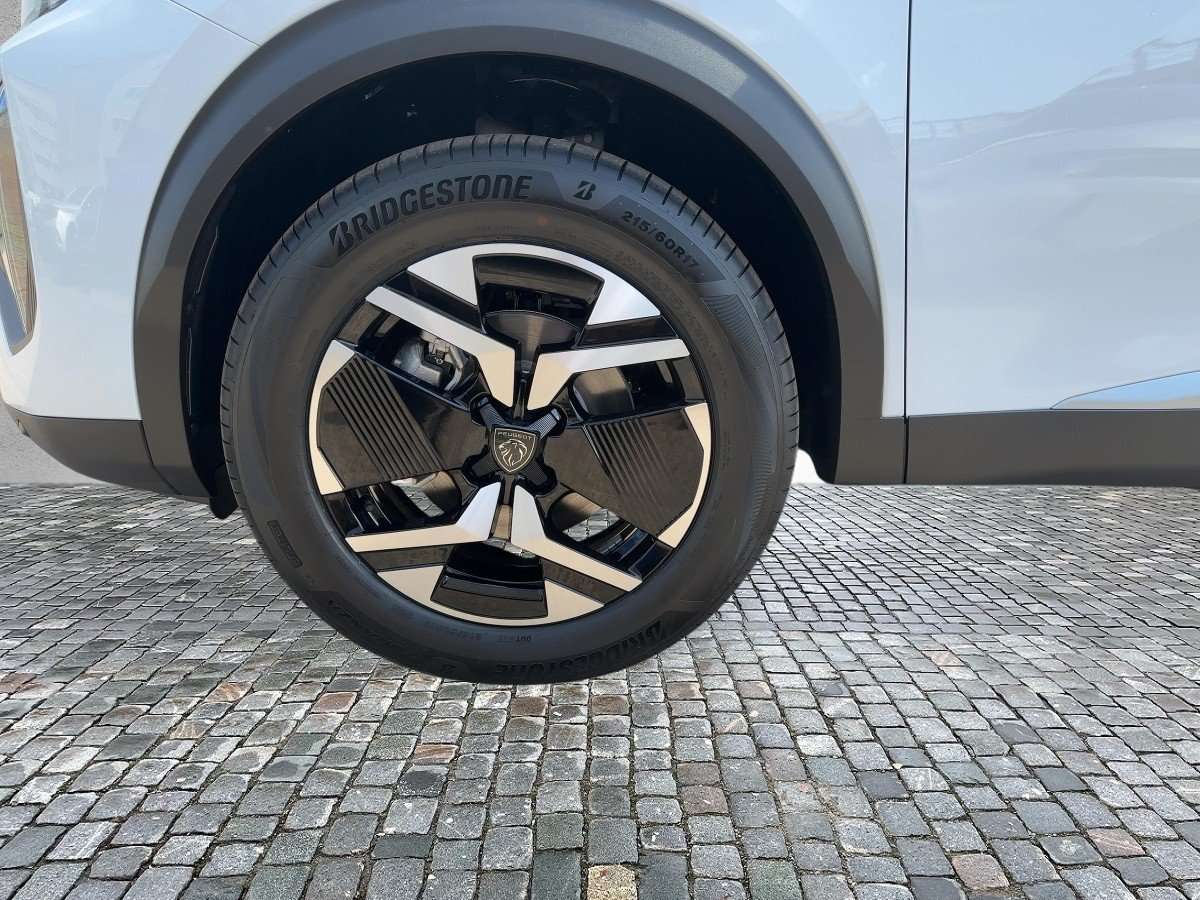 Fahrzeugbild eines Peugeot 2008