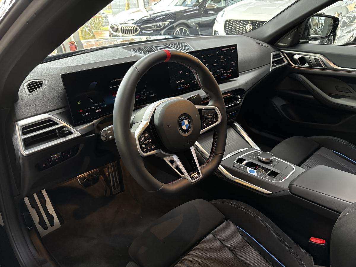 Fahrzeugbild eines BMW i4