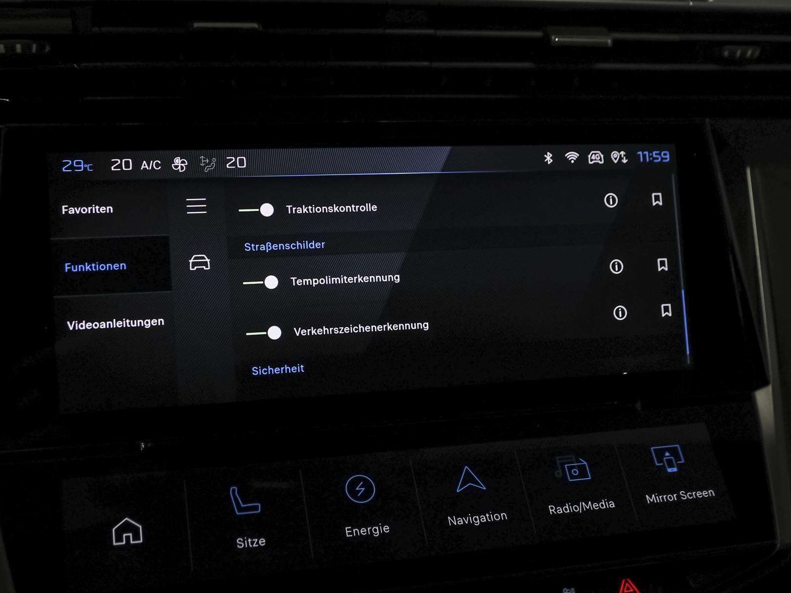 Fahrzeugbild eines Peugeot 308