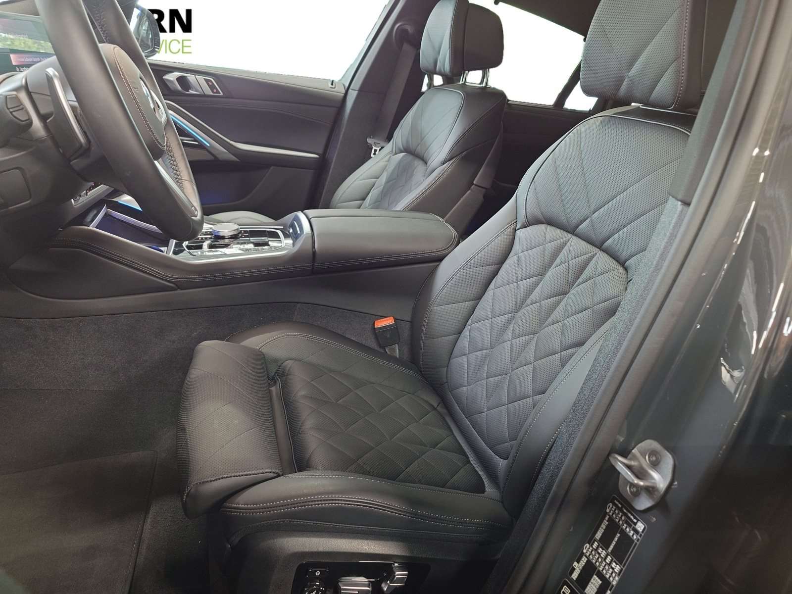 Fahrzeugbild eines BMW X6