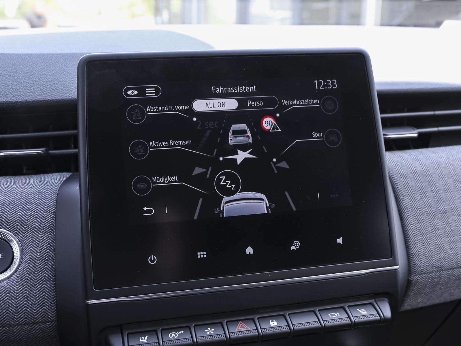 Fahrzeugbild eines Renault Clio