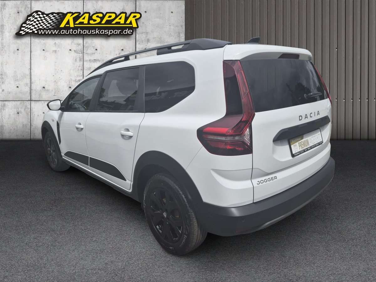 Fahrzeugbild eines Dacia Jogger