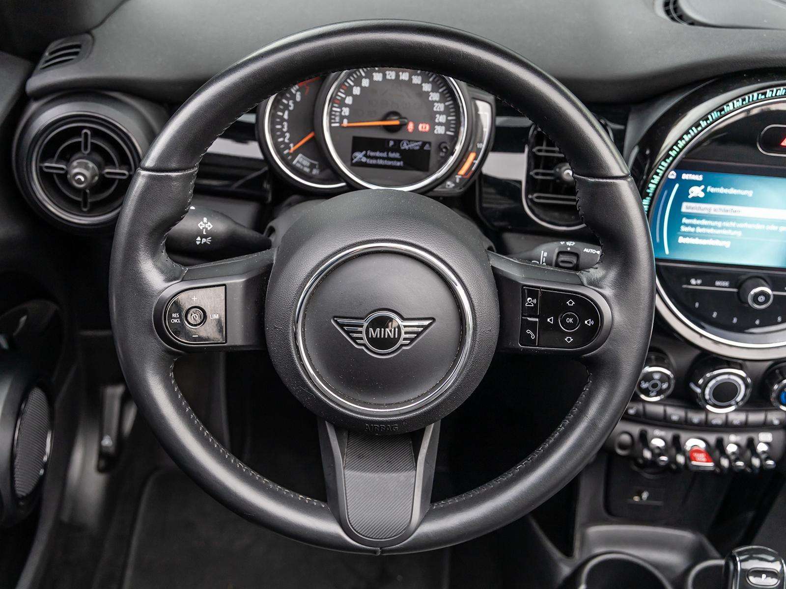 Fahrzeugbild eines MINI COOPER