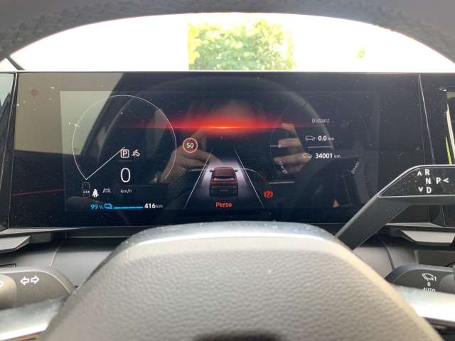 Fahrzeugbild eines Renault Megane E-TECH