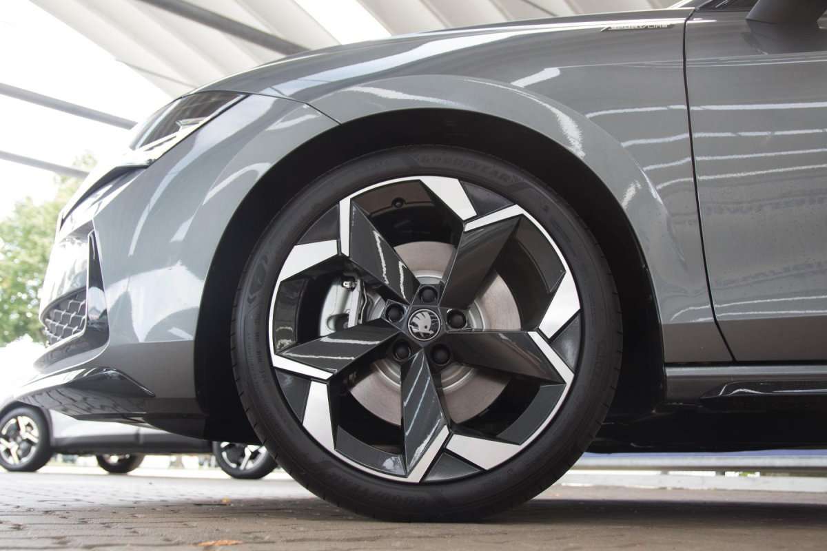 Fahrzeugbild eines Skoda Superb