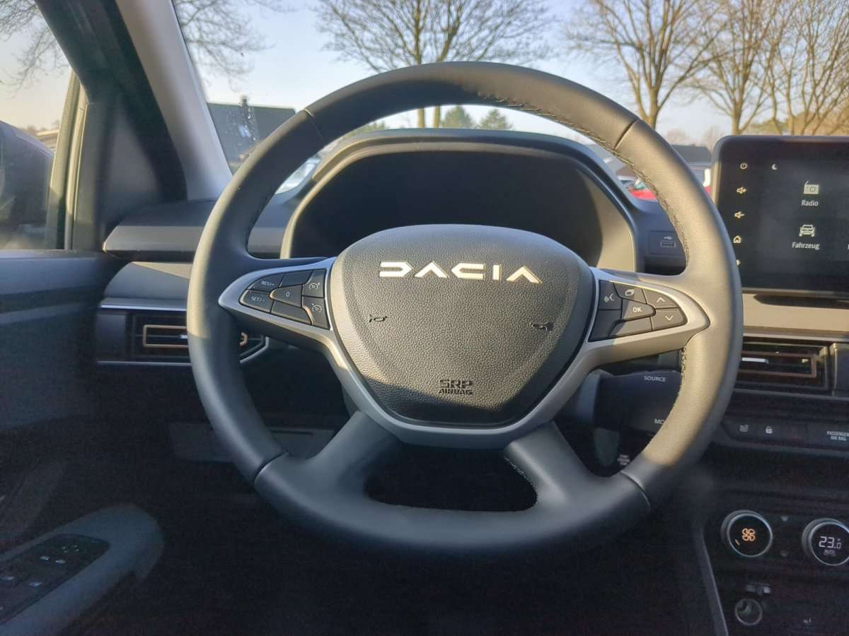 Fahrzeugbild eines Dacia Jogger