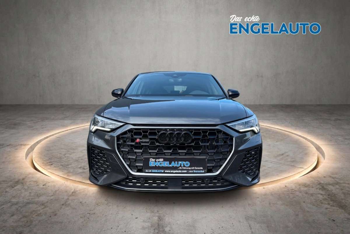 Fahrzeugbild eines Audi RS Q3